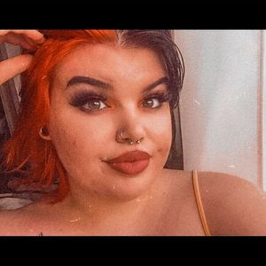 Meet your Posher, Shelby